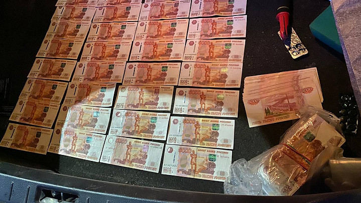Двое адвокатов-мошенников получили реальные сроки за попытку хищения 3 миллионов рублей